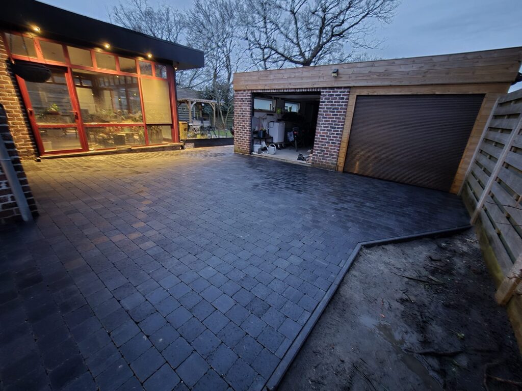 oprit aanleggen lommel